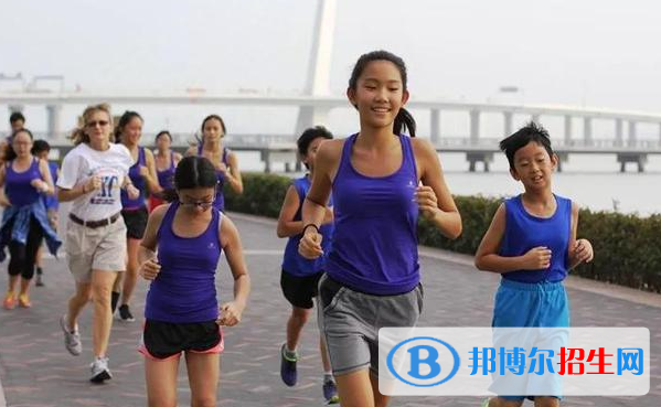 珠?？茞圪悋?guó)際學(xué)校2020年招生辦聯(lián)系電話
