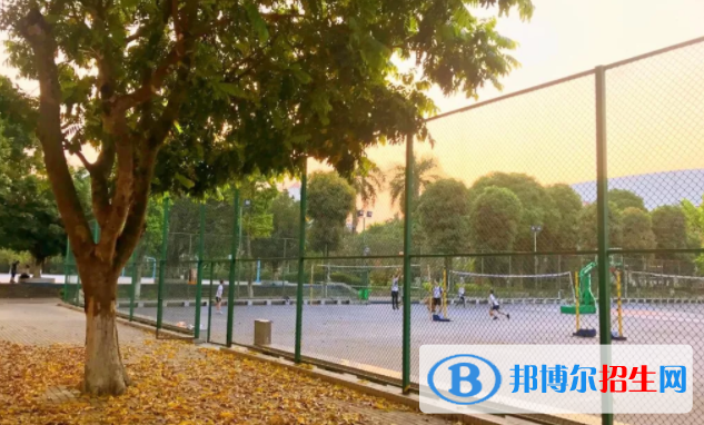 南寧三中國(guó)際學(xué)校初中部怎么樣、好不好