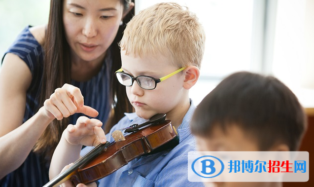 香港耀中國際學(xué)校初中部2020年報名條件、招生要求、招生對象