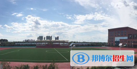 盛恒基中加學校初中部地址在哪里