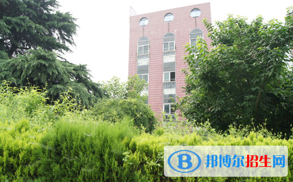 孝感市職業(yè)中等專業(yè)學校