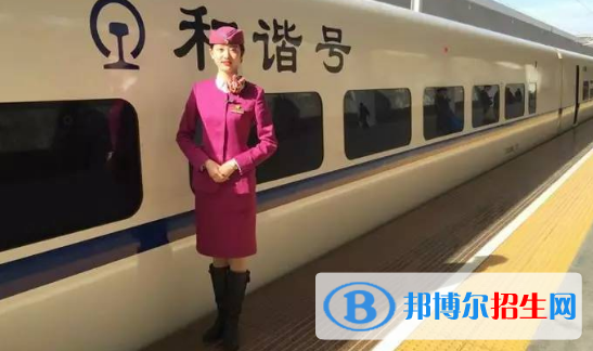 白銀2020年初中生女生讀什么鐵路學校好