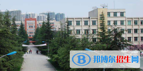 貴陽工業(yè)職業(yè)學(xué)校2020年報(bào)名條件、招生要求、招生對象