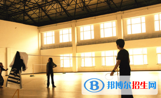 沈陽(yáng)太平洋國(guó)際學(xué)校初中部2020年招生辦聯(lián)系電話