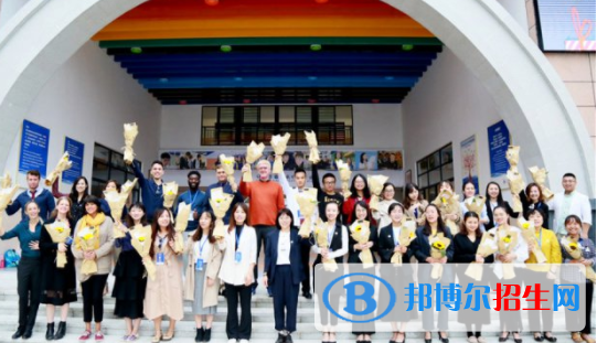 貴陽高新海嘉國際雙語學(xué)校初中部么樣、好不好