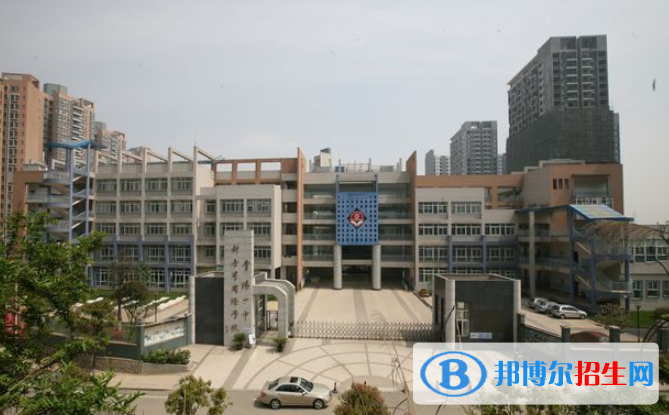 貴陽(yáng)一中新世界國(guó)際學(xué)校初中部2020年報(bào)名條件、招生要求、招生對(duì)象