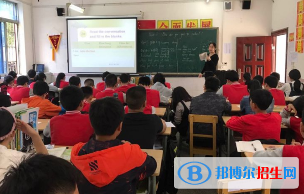 南昌現(xiàn)代外國語學(xué)校初中部怎么樣、好不好