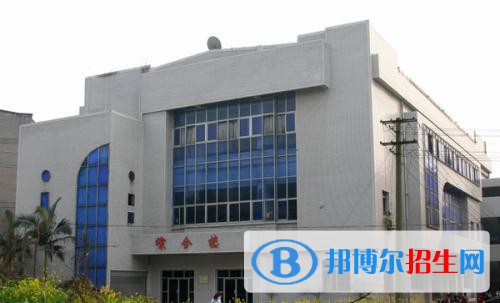 內(nèi)江職業(yè)技術(shù)學(xué)院2020年報名條件、招生要求、招生對象