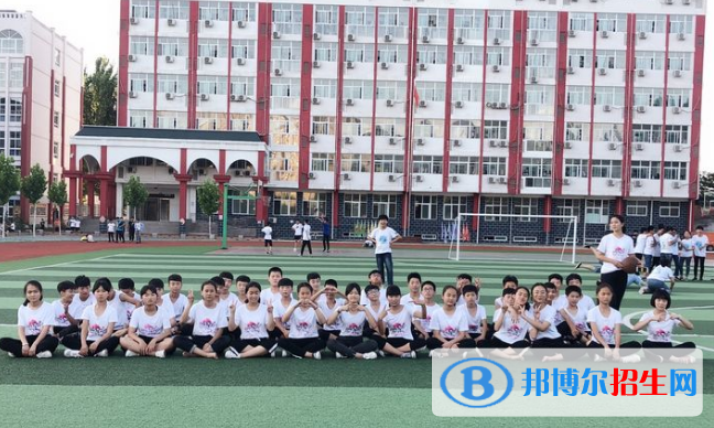 林肯國(guó)際學(xué)校初中部2020年招生計(jì)劃
