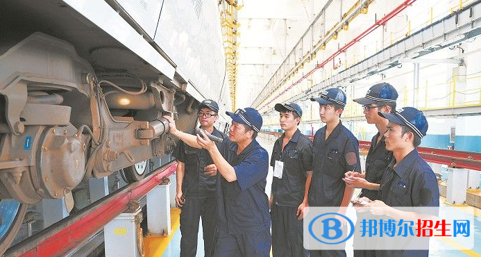 白銀2020年以鐵路學(xué)校為王牌專(zhuān)業(yè)的大專(zhuān)學(xué)校有哪些