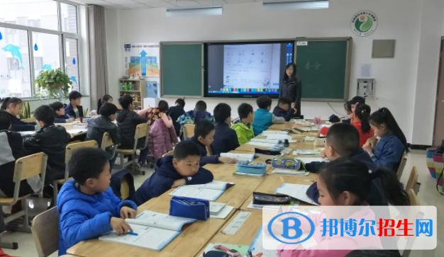 山西運(yùn)城國際學(xué)校初中部2020年報(bào)名條件、招生要求、招生對象