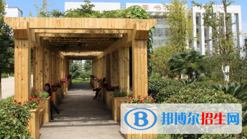 貴陽(yáng)護(hù)理職業(yè)學(xué)院怎么樣、好不好