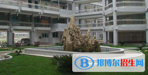 黔南民族職業(yè)技術(shù)學(xué)院五年制大專怎么樣、好不好