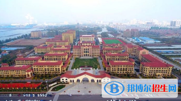 愛博倫國(guó)際公學(xué)初中部怎么樣、好不好