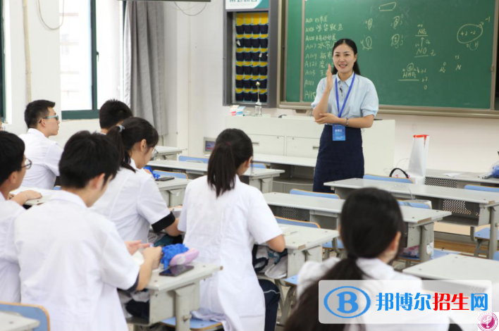 南京衛(wèi)生高等職業(yè)技術(shù)學(xué)校2020年報(bào)名條件、招生要求、招生對(duì)象