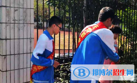 廣州市天河職業(yè)高級(jí)中學(xué)2020年報(bào)名條件、招生要求、招生對(duì)象