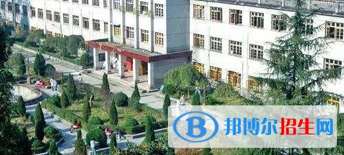黔南民族醫(yī)學(xué)高等?？茖W(xué)校五年制大專2020年有哪些專業(yè)