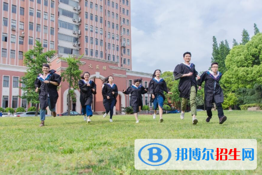 深圳市新鵬職業(yè)高級(jí)中學(xué)怎么樣、好不好