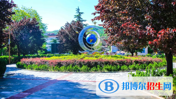 崇信縣職業(yè)教育中心2020年學(xué)費(fèi)、收費(fèi)多少