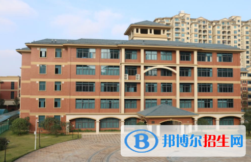 寧鄉(xiāng)碧桂園學(xué)校初中部怎么樣、好不好