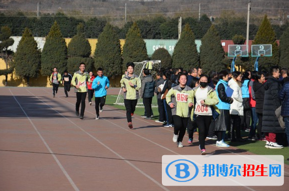  寶雞虢鎮(zhèn)中學(xué)2020年招生計(jì)劃