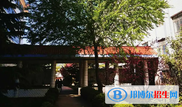 西峰北辰職業(yè)技術學校網(wǎng)站網(wǎng)址 