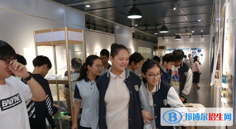 西交利物浦大學附屬學校初中部2020年招生辦聯(lián)系電話