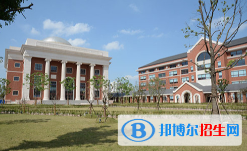 華東康橋國(guó)際學(xué)校初中部2020年報(bào)名條件、招生要求、招生對(duì)象