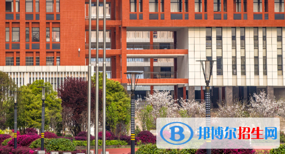 萍鄉(xiāng)衛(wèi)生職業(yè)學院2020年學費、收費多少