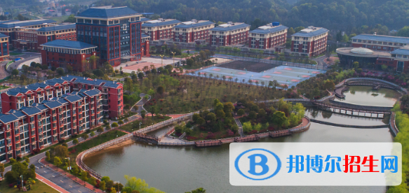 萍鄉(xiāng)衛(wèi)生職業(yè)學院怎么樣、好不好