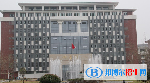 鐘吾國際學(xué)校怎么樣、好不好