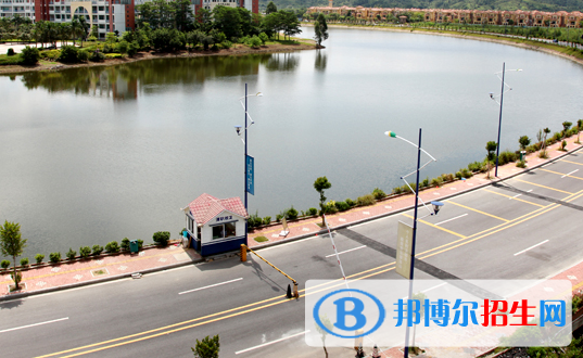 清遠職業(yè)技術學院地址在哪里
