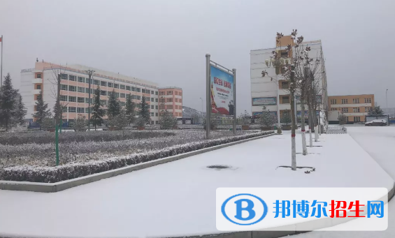 鎮(zhèn)原縣職業(yè)中等專(zhuān)業(yè)學(xué)校2020年報(bào)名條件、招生要求、招生對(duì)象