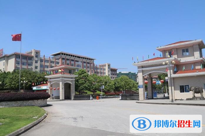重慶城市職業(yè)學(xué)院2020年報(bào)名條件、招生要求、招生對象