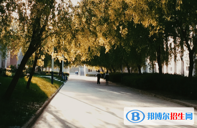 長(zhǎng)武縣長(zhǎng)武中學(xué)2020年報(bào)名條件、招生要求、招生對(duì)象