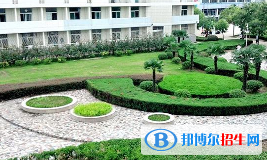 咸陽(yáng)灃東中學(xué)2020年招生代碼