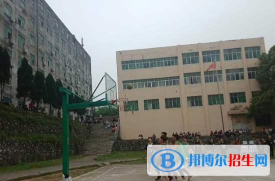 湖北楚才技工學(xué)校1