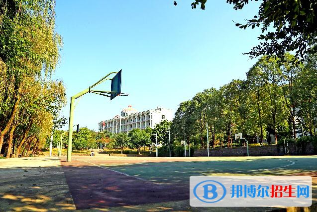 重慶信息技術(shù)職業(yè)學(xué)院2020年學(xué)費(fèi)、收費(fèi)多少