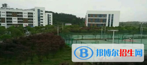 黔南民族幼兒師范高等?？茖W(xué)校2020年報(bào)名條件、招生要求、招生對(duì)象