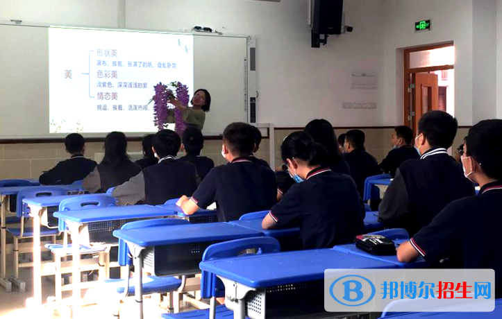 重慶史迪威外語學校初中部怎么樣、好不好