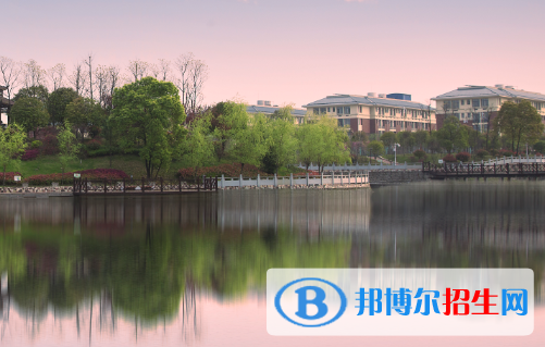 萍鄉(xiāng)衛(wèi)生職業(yè)學(xué)院單招2020年單獨招生簡章