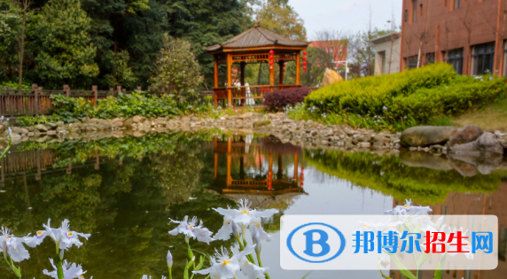 萍鄉(xiāng)衛(wèi)生職業(yè)學(xué)院單招2020年單獨招生報名條件、招生要求、招生對象