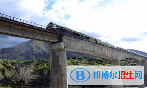 襄陽(yáng)2020年讀鐵路學(xué)校有什么專(zhuān)業(yè)