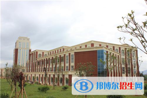 云南外事外語職業(yè)學院2020年報名條件
