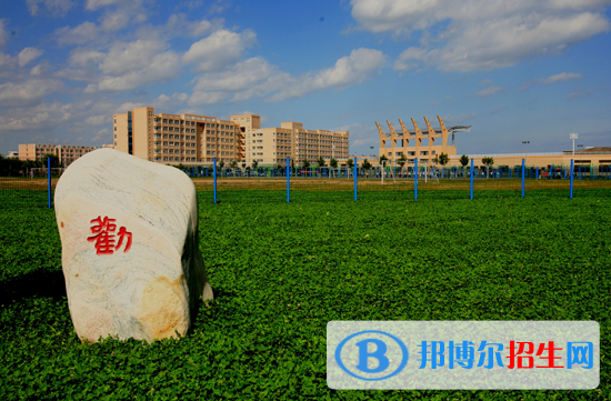 科技大學(xué)附屬中學(xué)2020年學(xué)費(fèi)、收費(fèi)多少