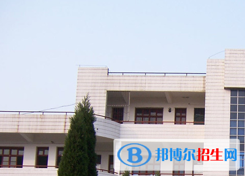 鐘祥長壽職業(yè)高級中學(xué)