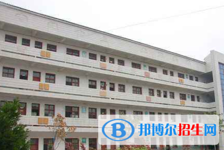 鐘祥長壽職業(yè)高級(jí)中學(xué)3