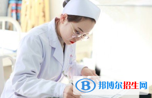 甘肅2020年衛(wèi)校適合女生學(xué)嗎