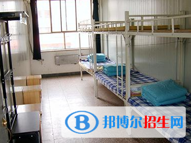 蒲城興華學校2020年宿舍條件
