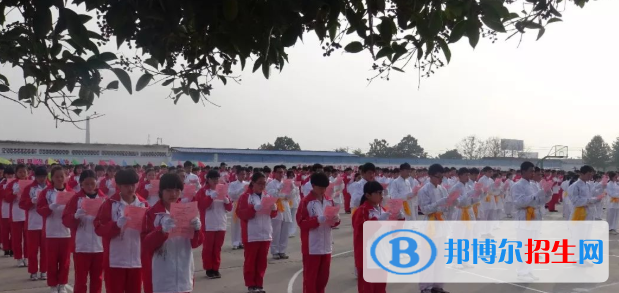  蒲城興華學校2020年招生辦聯(lián)系電話